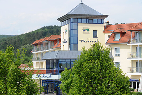 Außenaufnahme Parkhotel Weiskirchen